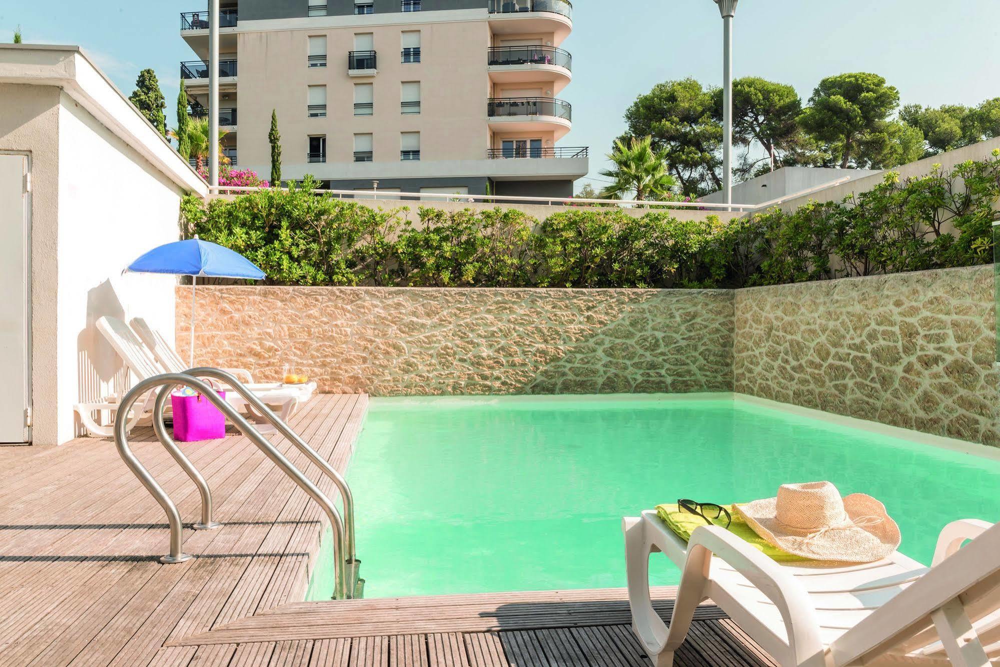 Appart'City Classic Antibes Buitenkant foto